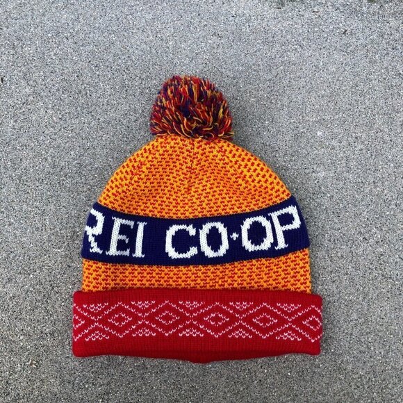 REI COOP Kids 7-14Y Pom Beanie Winter Orange Cuffed Knit Snow Hat Cap​​​​​ - Picture 1 of 5